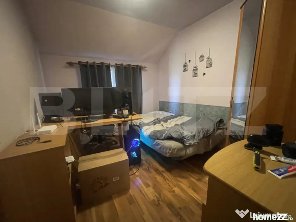 Apartament 2 camere, 50 mp si spatiu la mansarda, zona Dumbr - Zalau (Salaj)