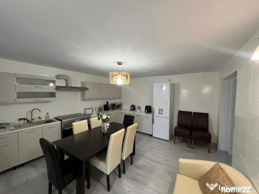 Casa impecabila P+1, 274 mp, cu 1128 mp teren si livada, zon