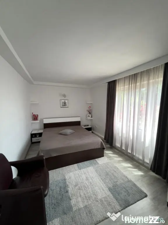 Casa impecabila P+1, 274 mp, cu 1128 mp teren si livada, zon