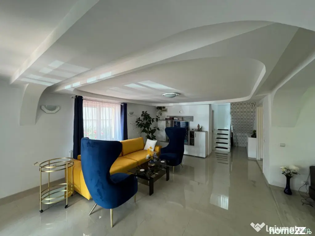 Casa impecabila P+1, 274 mp, cu 1128 mp teren si livada, zon