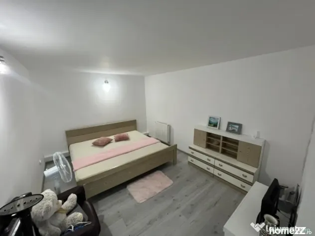 Casa impecabila P+1, 274 mp, cu 1128 mp teren si livada, zon
