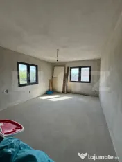 ????Proprietate deosebită cu cofetărie complet utilată, l 
