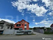 ????Proprietate deosebită cu cofetărie complet utilată, l 