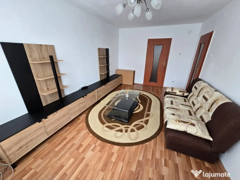 Apartament 2 camere semidecomandat etaj intermediar de inchiriat