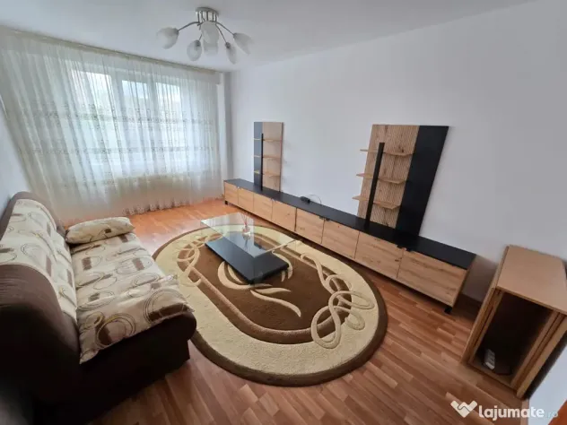 Apartament 2 camere semidecomandat etaj intermediar de inchiriat