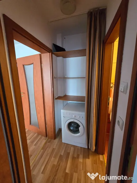 Apartament 2 camere semidecomandat etaj intermediar de inchiriat