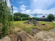 TEREN INTRAVILAN 500 MP, DRUM LAT DE 7M, UTILITATILE IN FATA 