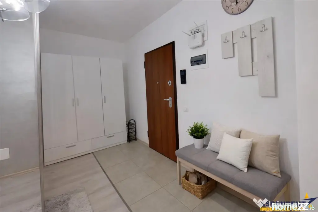 Studio cochet,mobilat,utilat,bucatarie separata,boxa,Top Cit