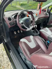 Ford fiesta trend 