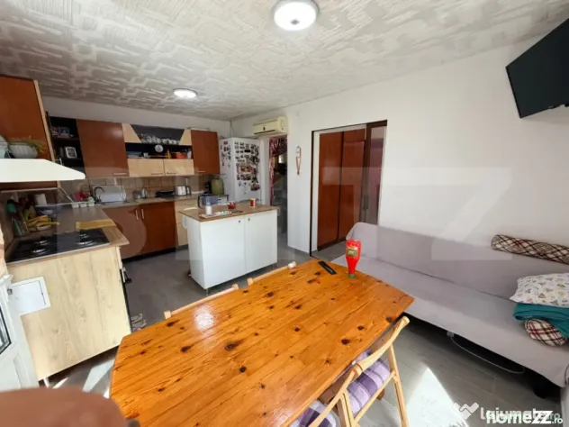 Casă individuala, P+M, garaj, teren 875 mp, 160 mp utili, - Craiova (Dolj)