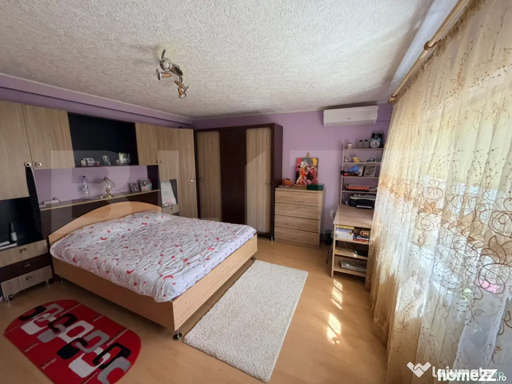 Casă individuala, P+M, garaj, teren 875 mp, 160 mp utili, - Craiova (Dolj)