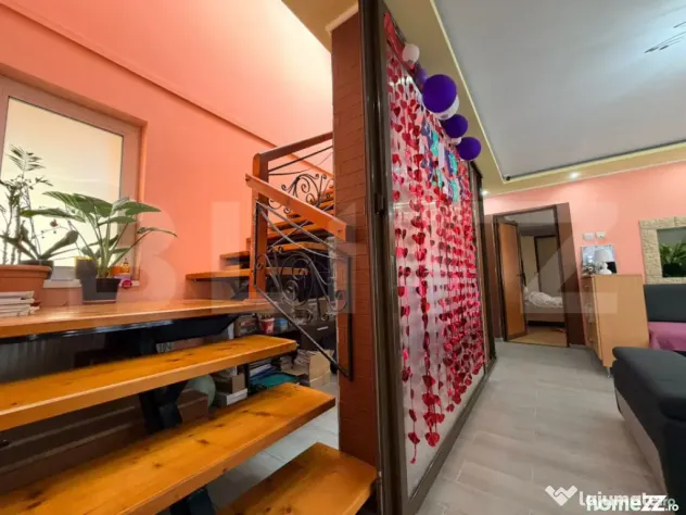 Casă individuala, P+M, garaj, teren 875 mp, 160 mp utili, - Craiova (Dolj)