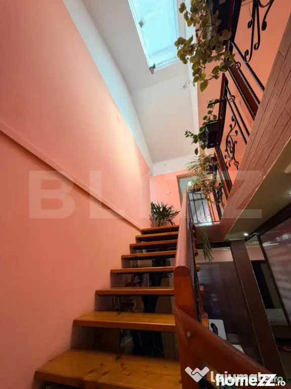 Casă individuala, P+M, garaj, teren 875 mp, 160 mp utili, - Craiova (Dolj)