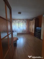 Casă P+1, compusă din 2 apartamente (intabulate separat) teren 1216 mp 