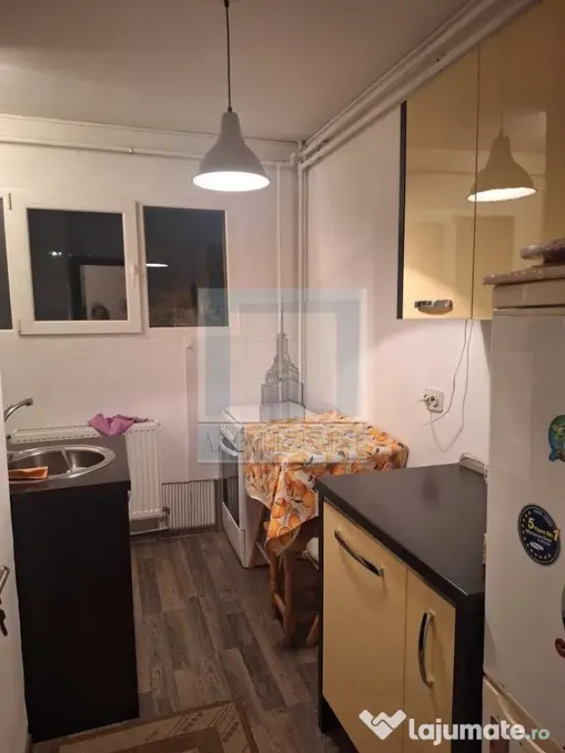 Garsoniera decomandata, 30 mp utili - zona Astra