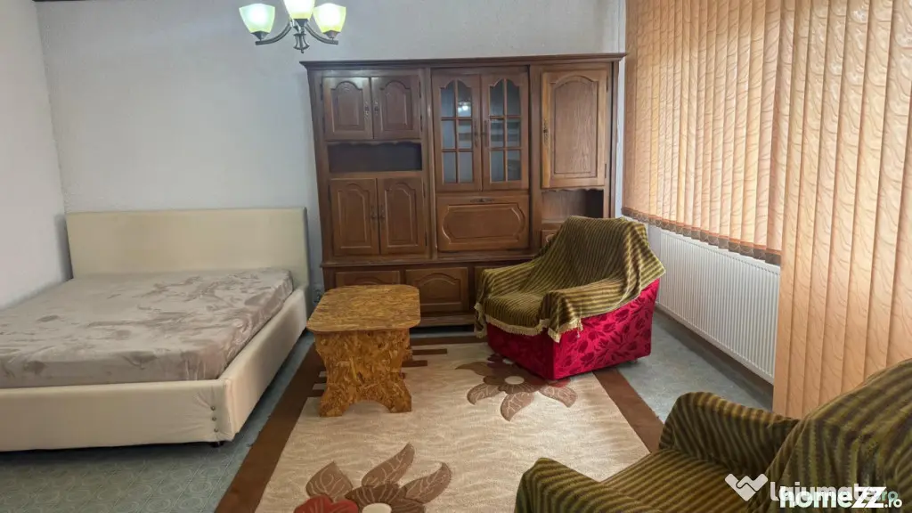Garsonieră cu balcon, 35.84 mp, etaj 1, Strada Lupeni - Plo