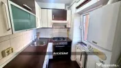 Apartament cu 3 camere si gradină de vânzare 