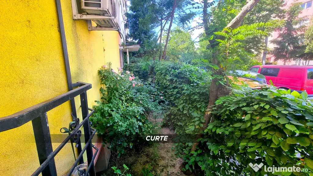Apartament cu 3 camere si gradină de vânzare