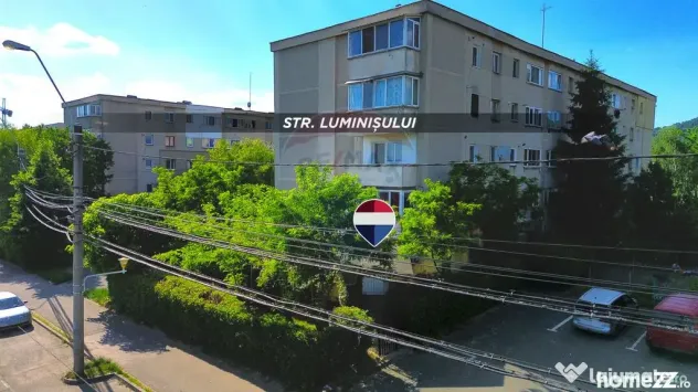 Apartament cu 3 camere si grădină de vânzare