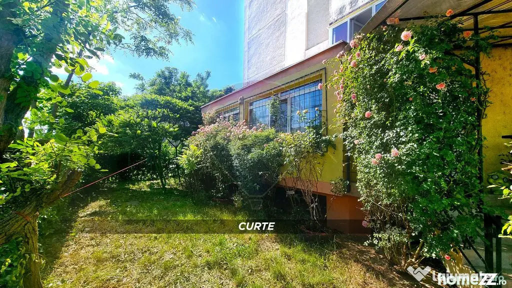 Apartament cu 3 camere si grădină de vânzare