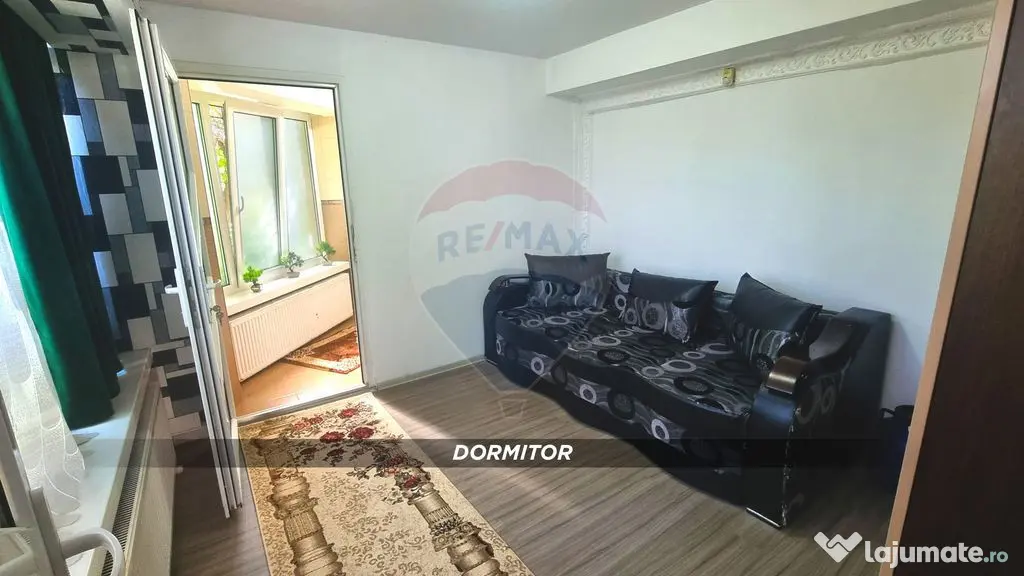 Apartament cu 3 camere si gradină de vânzare