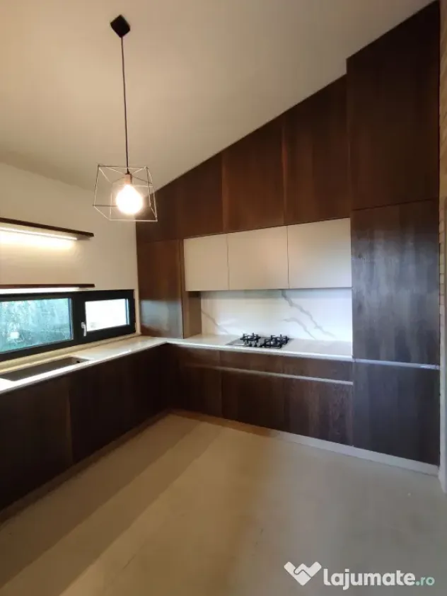 Mobila la comandă București – Bucătării, Dressinguri și Soluții Complete SYGMOB