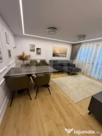 Apartament 3 camere, complet renovat, 65 mp, decomandat, car