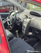 Toyota yaris O masina sigura,economica si agila.O achizitie pe termen lung.Primul proprietar. 