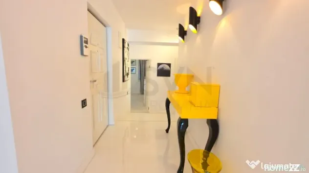 Apartament l 4 Camere l Primaverii