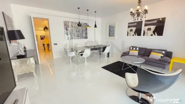 Apartament l 4 Camere l Primaverii