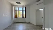 Birou + Parcare + Depozitare + Acces Marfa | Etaj Integral |