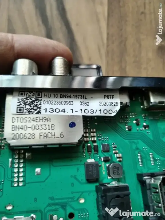 Dezmembrez samsung ue50tu8072u