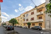 Apartament cu 4 camere de vânzare în zona Ultracentral
