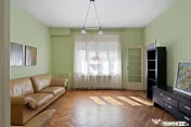 Apartament 4 camere + boxă, etaj 1, în zonă Ultracentral 