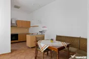 Apartament 4 camere + boxă, etaj 1, în zonă Ultracentral 