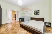 Apartament cu 4 camere de vânzare în zona Ultracentral 