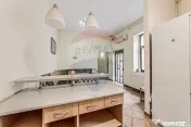 Apartament cu 4 camere de vânzare în zona Ultracentral 