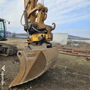 Excavator CASE CX240B, 2010, 10.000 ore, stare foarte bună 