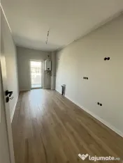 Apartament de 3 camere cu 2 bai si 2 balcoane la etajul 1 in 