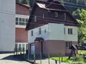 Casă / Vilă Moeciu de Sus, 6 camere, sub pretul pietei