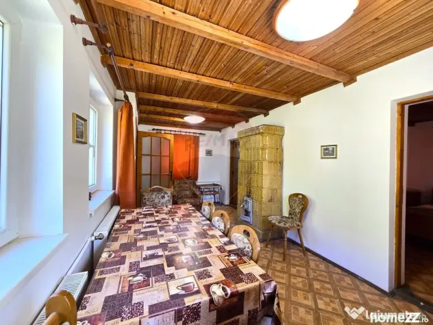 Casă / Vilă Moeciu de Sus, 6 camere, sub pretul pietei - Moieciu de Sus (Brasov)