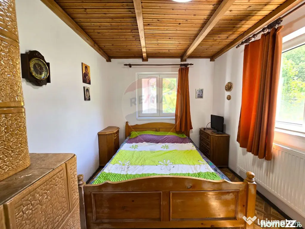 Casă / Vilă Moeciu de Sus, 6 camere, sub pretul pietei - Moieciu de Sus (Brasov)
