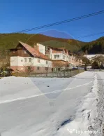 Casă / Vilă Moeciu de Sus, zona pitoreasca, 5 camere, p...