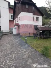 Casă / Vilă Moeciu de Sus, zona pitoreasca, 5 camere, p... 