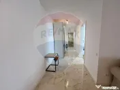 Apartament cu 3 camere de vânzare
