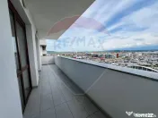 Apartament cu 3 camere de vânzare