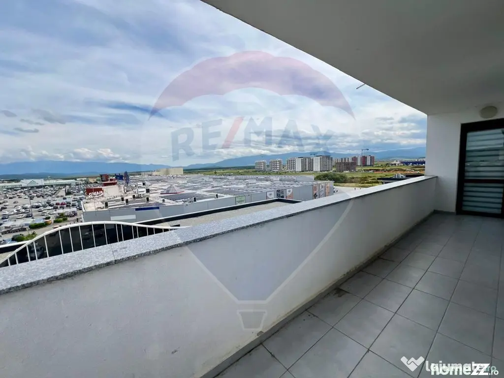 Apartament cu 3 camere de vânzare