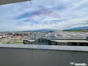 Apartament cu 3 camere de vânzare