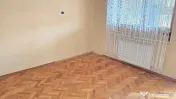 Vand casa, Deva, S+ P, zona centrala ( foarte buna), aproape de centru 