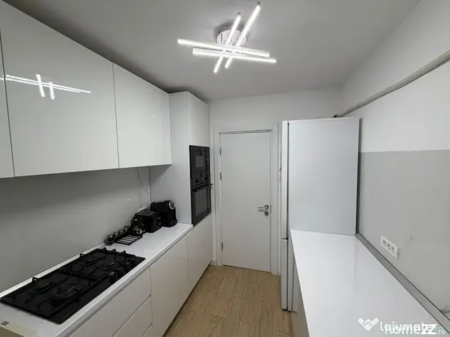 Apartament 3 camere zona Faleza Nord Renovat Total cu Centrala - Constanta (Constanta)